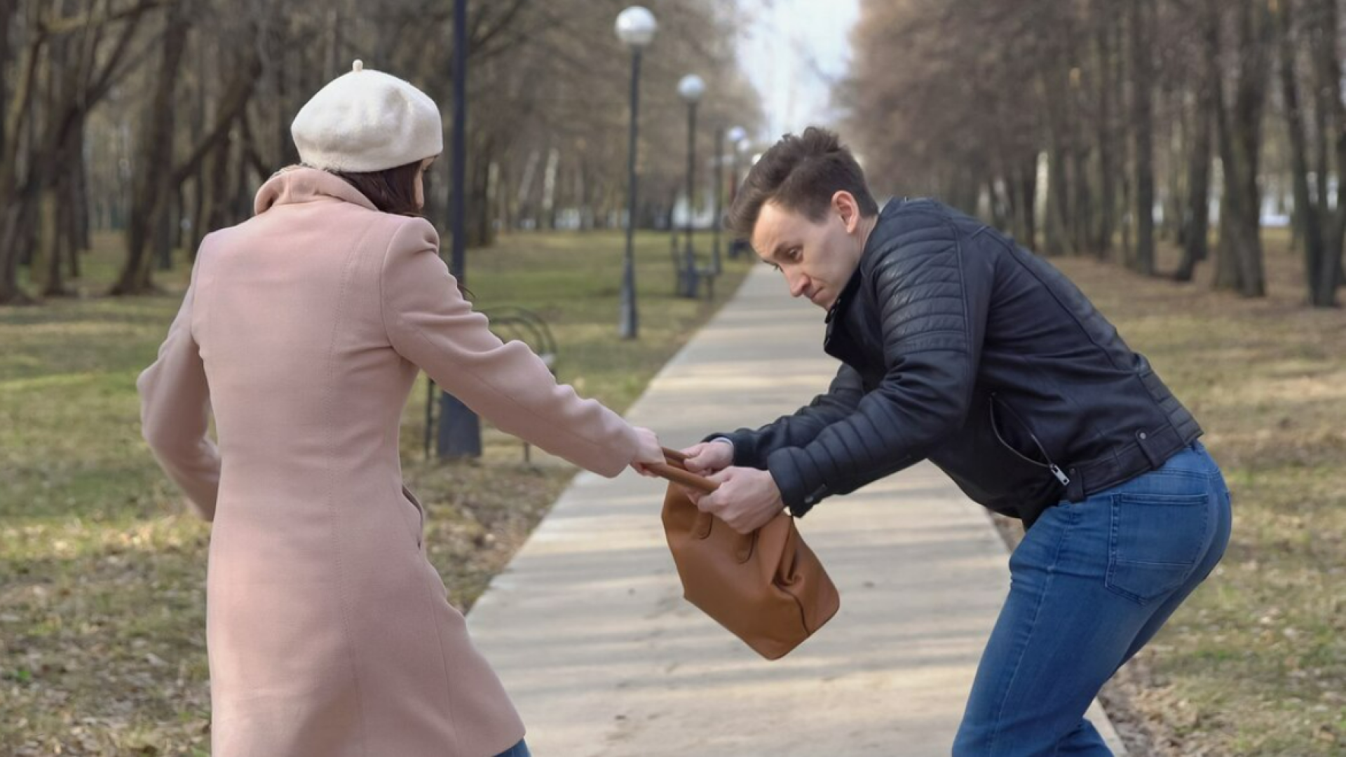 Что делать, если на вас напали: тренер по самообороне дал совет
